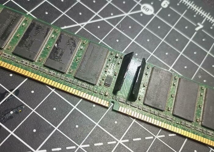 &#8220;Can I Solder It Back Together?&#8221;: 102 Painful Pics Of People Handling Electronics The Wrong Way
