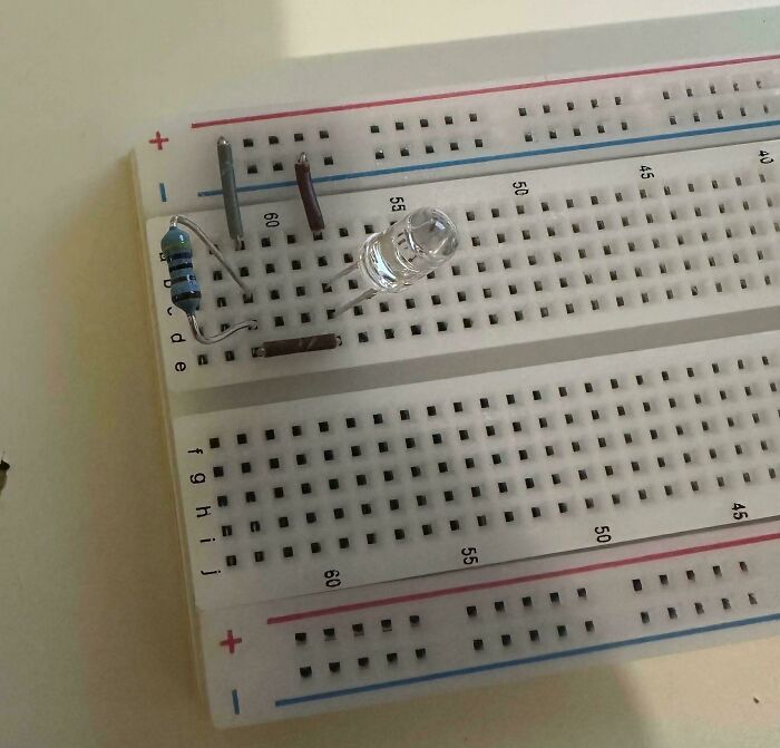 &#8220;Can I Solder It Back Together?&#8221;: 102 Painful Pics Of People Handling Electronics The Wrong Way