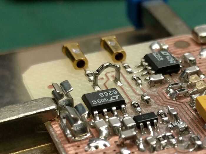 &#8220;Can I Solder It Back Together?&#8221;: 102 Painful Pics Of People Handling Electronics The Wrong Way