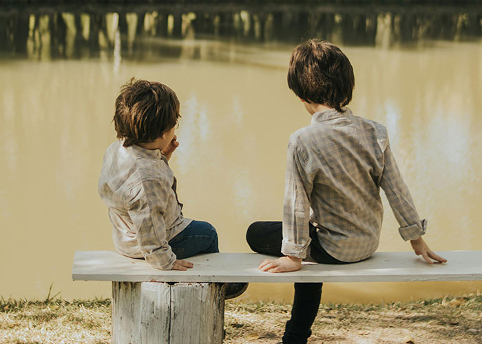 “Situation I Never Asked For”: Woman Saves Niblings From Foster Care, Her BF Rethinks Their Future