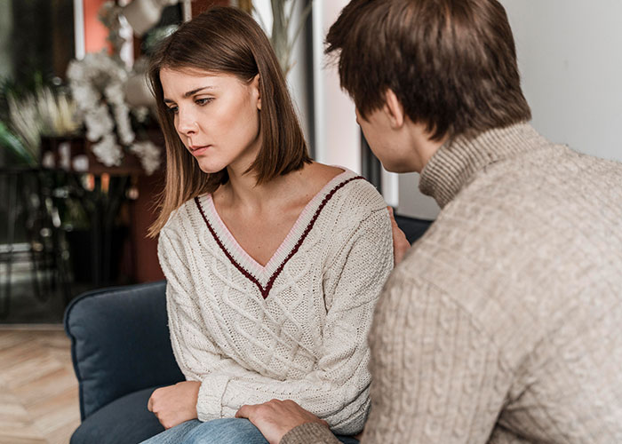 “Situation I Never Asked For”: Woman Saves Niblings From Foster Care, Her BF Rethinks Their Future
