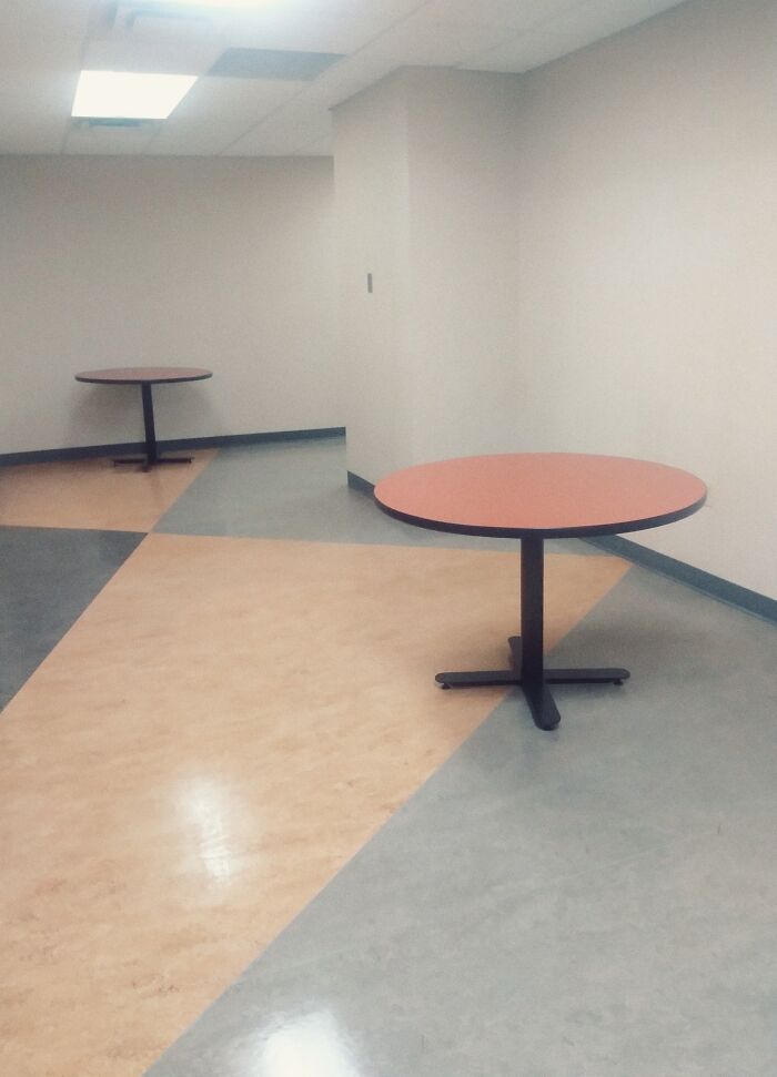 “Bro Lives In A Truman Show”: 81 Beautiful Yet Unnerving Liminal Spaces You Can’t Stop Looking At