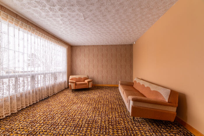 “Bro Lives In A Truman Show”: 81 Beautiful Yet Unnerving Liminal Spaces You Can’t Stop Looking At
