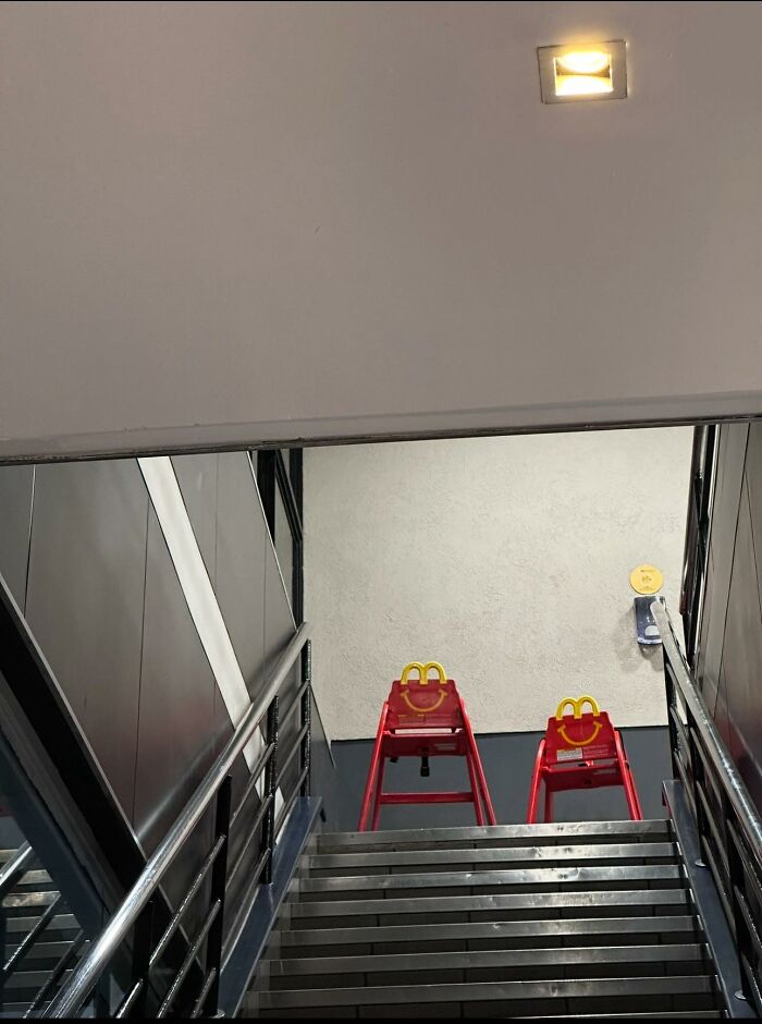 “Bro Lives In A Truman Show”: 81 Beautiful Yet Unnerving Liminal Spaces You Can’t Stop Looking At