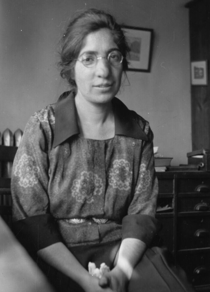 31 Remarkable Women Scientists Seen Through Smithsonian Portraits