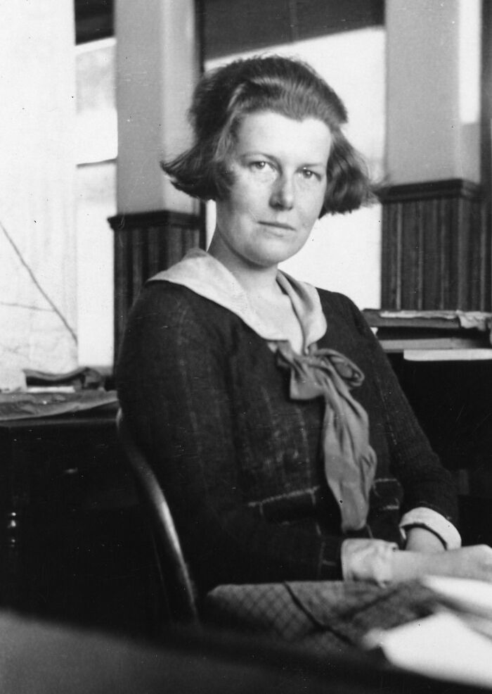 31 Remarkable Women Scientists Seen Through Smithsonian Portraits