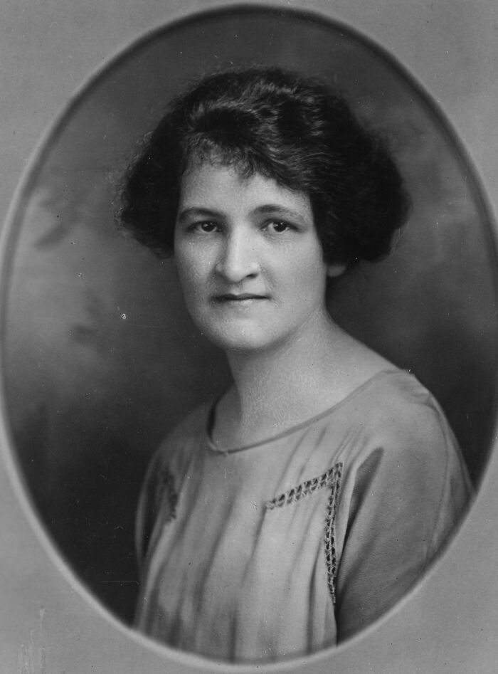 31 Remarkable Women Scientists Seen Through Smithsonian Portraits