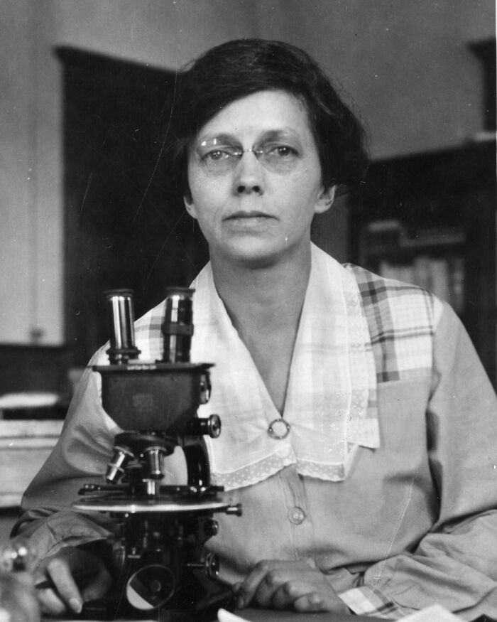 31 Remarkable Women Scientists Seen Through Smithsonian Portraits