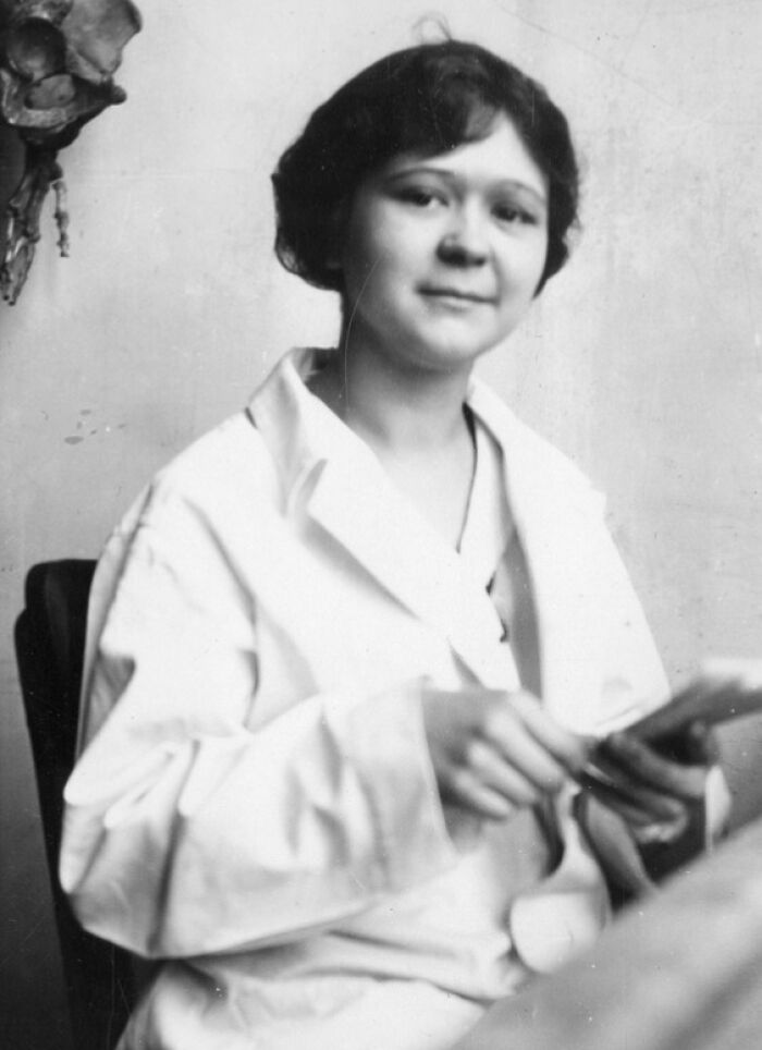 31 Remarkable Women Scientists Seen Through Smithsonian Portraits