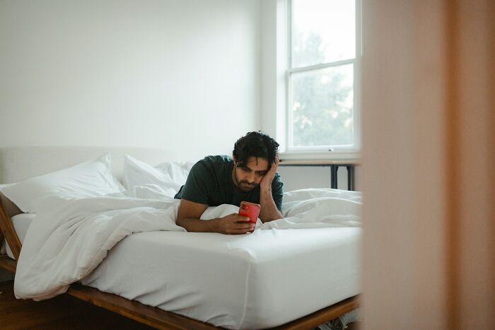 Exes Share Their Most Chaotic Breakup Stories That Sound Straight Out Of A Movie