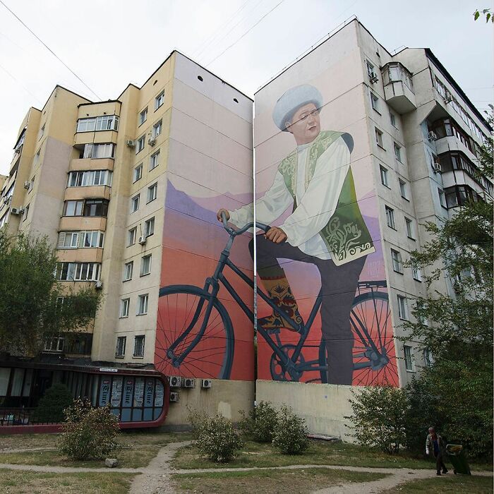 60 Colorful Murals By Artez That Bring Cities To Life