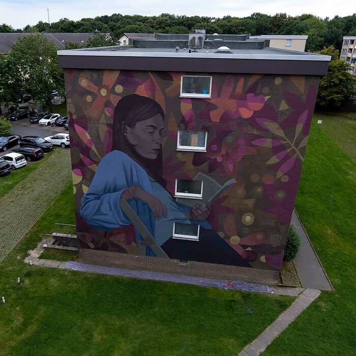 60 Colorful Murals By Artez That Bring Cities To Life