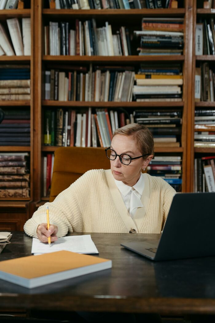 89 Subtle And Overt Signs That An Industry ‘Professional’ Isn’t Trustworthy