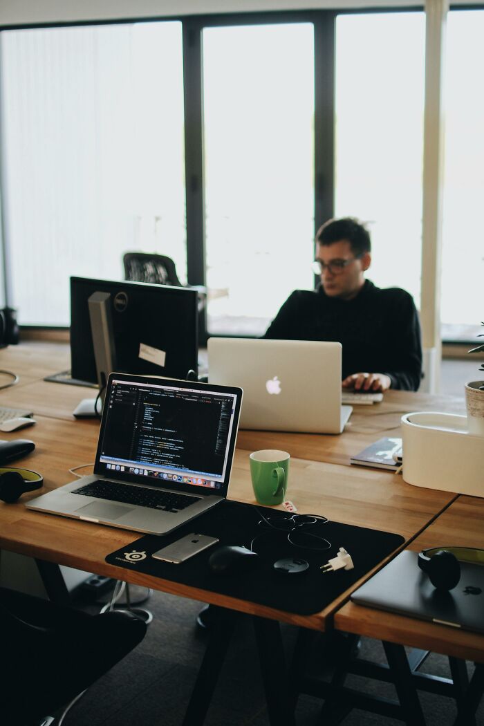 89 Subtle And Overt Signs That An Industry ‘Professional’ Isn’t Trustworthy