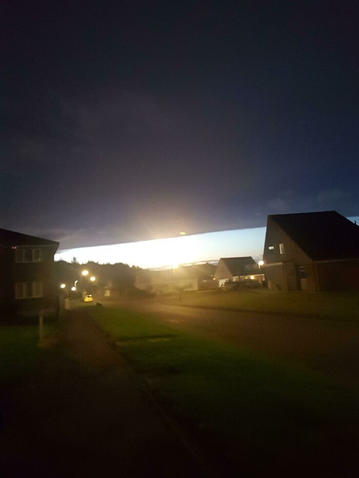 “Freaks Me Out Every Time I See It”: 76 Unphotoshopped Pics That Look Fake But Are 100% Real