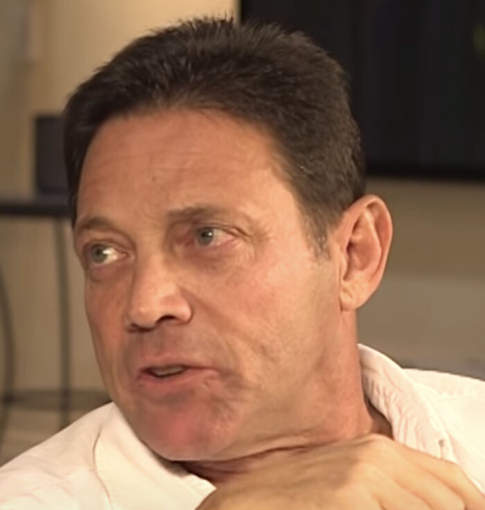 25 Famous Fraud Cases So Shocking They Almost Sound Made Up