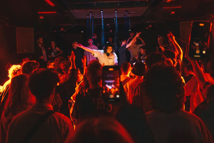 Men-Only Gay Bar Sparks Massive Outrage As Lesbians Accuse It Of &#8216;Blatant Misogyny&#8217; After Viral Post