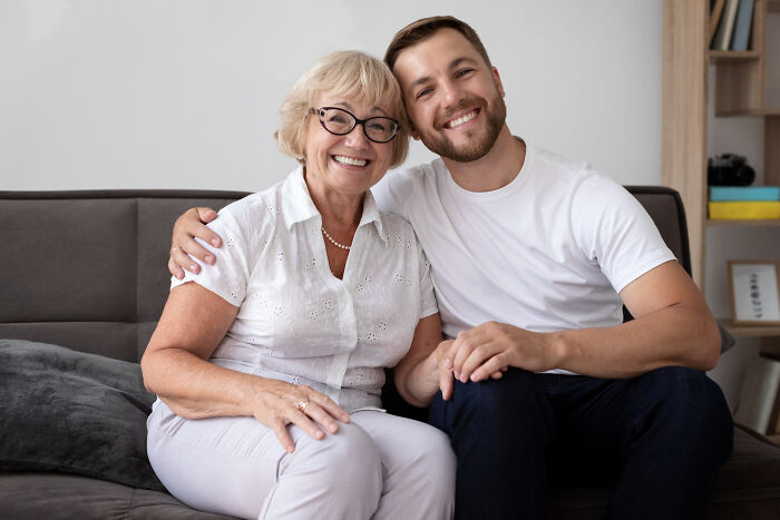&#8220;Are You For Real&#8221;: Entitled Lady Annoyed As MIL Leaves Half Her Estate To Hubby And Half To Niece