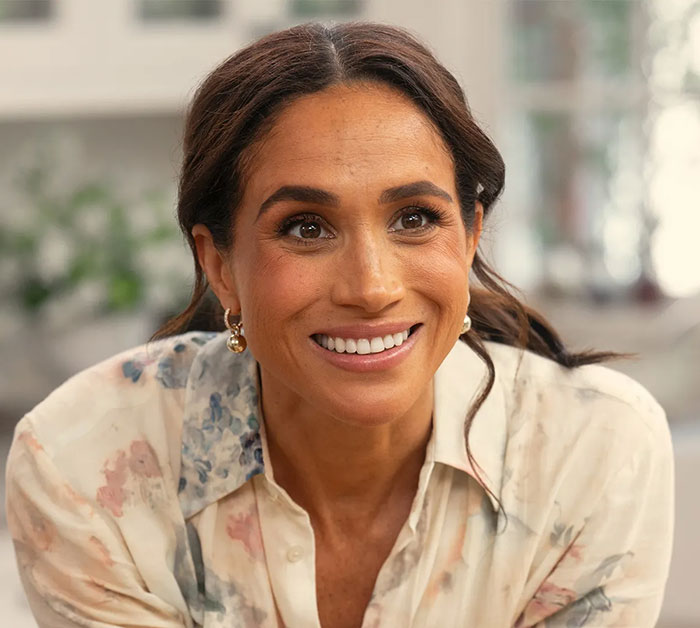 Meghan Markle Apparently Invited Herself To Paris Fashion Week, Balenciaga Designer Tells It All