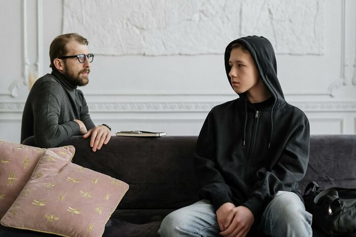 Stepson Doesn’t Follow House Rules At All, Infuriated Stepmom Wants Him To Stop Coming Over