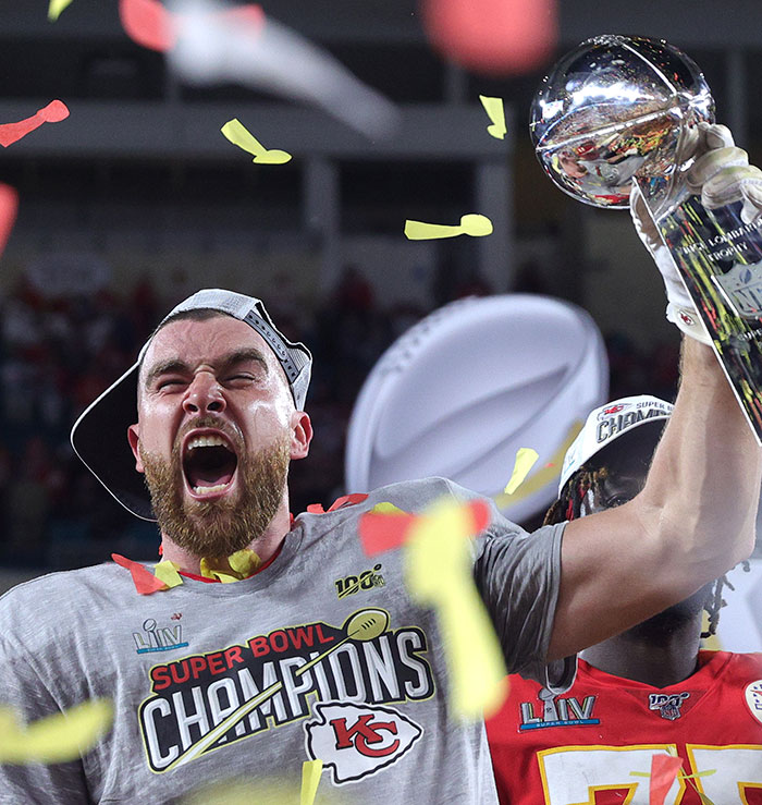 Swifties Seem To Be Falling Out Of Love With Travis Kelce After Autograph Controversy Sparks Fury