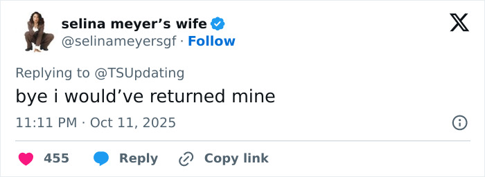 Swifties Seem To Be Falling Out Of Love With Travis Kelce After Autograph Controversy Sparks Fury