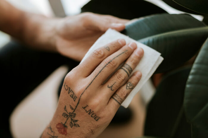 &#8220;Absolutely Not&#8221;: 31 Times Tattoo Artists Drew The Line With Certain Requests