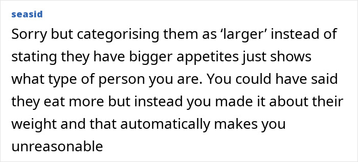 Woman Is Tired Of Splitting The Restaurant Bill With Her Overweight Friends, Asks For Help