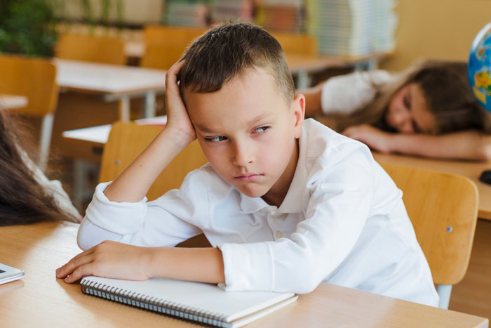 Teacher Seizes Diabetic Student’s Medical Device During Class, Outraged Mom Takes Legal Steps