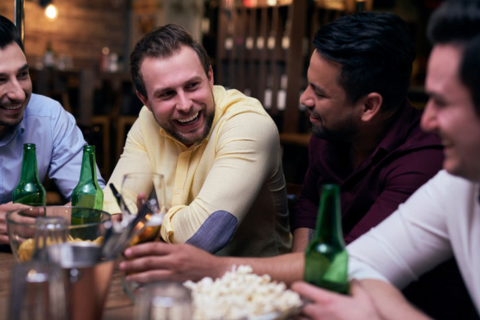 Lazy Guy Thinks It’s OK To Ditch Post-Surgery Wife To Hang Out With His Friends, Gets Reality Check