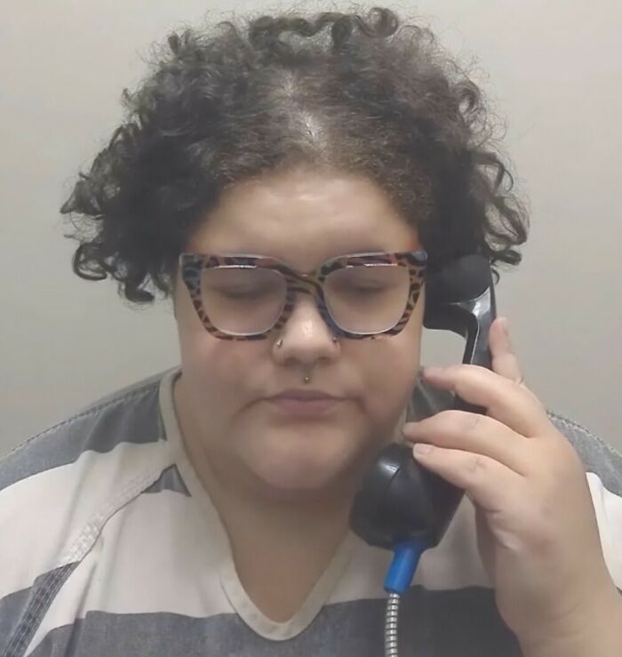 Plus-Size Activist Who Demanded Free Seats On Planes Lies Low After Alleged Hospital Arrest Drama