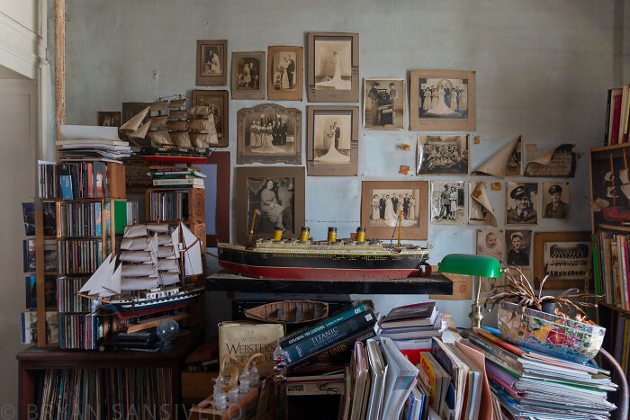 I Published A Photography Book About America’s Forgotten Homes (22 Pics)