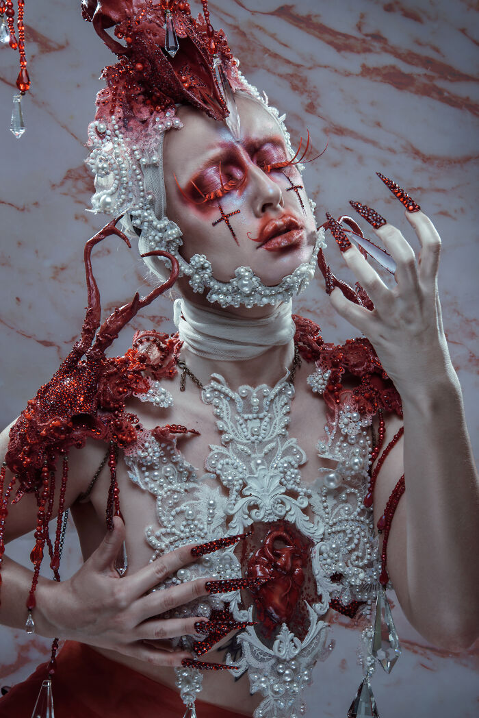 I Go All Out With Halloween Makeup Every Year, Here Are 21 Crazy Looks