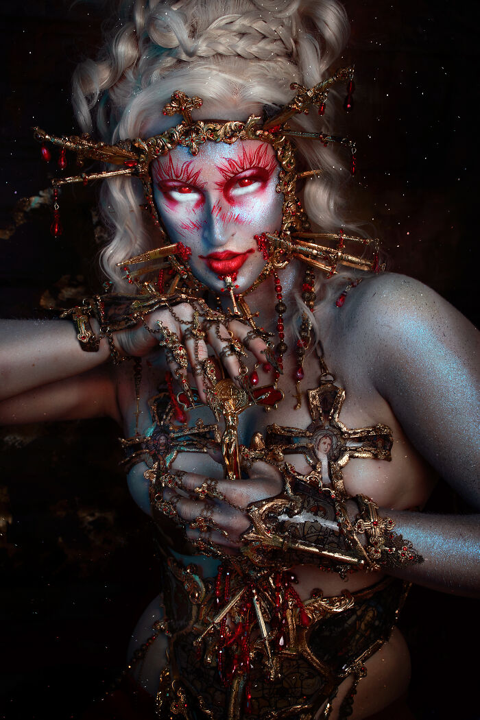 I Go All Out With Halloween Makeup Every Year, Here Are 21 Crazy Looks