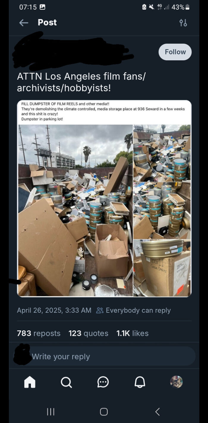 55 Dumpster Diving Treasures Your Neighborhood Raccoons Would Be Wowed By (New Pics)