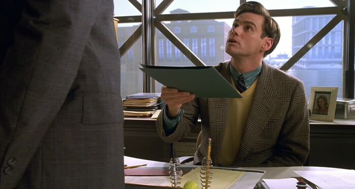 This Online Group Is Dedicated To Bad Movie Details And Here Are 81 Of The Most Confusing Ones (New Pics) This Online Group Is Dedicated To Bad Movie Details And Here Are 81 Of The Most Confusing Ones (New Pics)