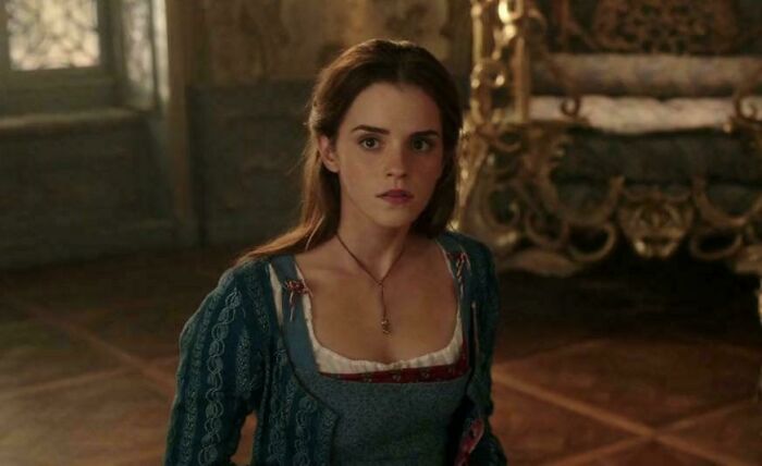 This Online Group Is Dedicated To Bad Movie Details And Here Are 81 Of The Most Confusing Ones (New Pics) This Online Group Is Dedicated To Bad Movie Details And Here Are 81 Of The Most Confusing Ones (New Pics)