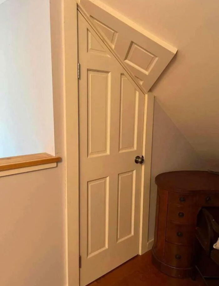 91 Pics That Came Out So Weird, They Became Blessed And Cursed All At Once