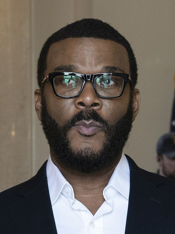 53 People Share Celebs They Can&#8217;t Stand Even Though Lots Of People Love Them
