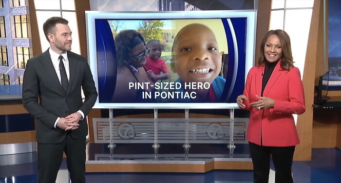 “Smart Little Guy”: 3-Year-Old Hero Saves Mom’s Life After She Falls Unconscious “Smart Little Guy”: 3-Year-Old Hero Saves Mom’s Life After She Falls Unconscious