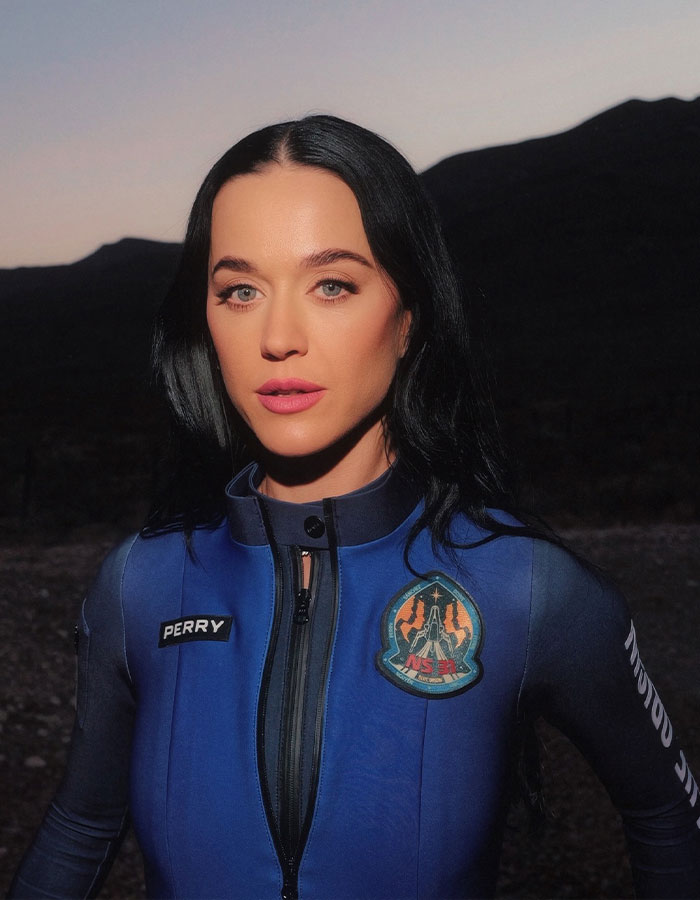 Insiders Brand Justin Trudeau’s Romance With Katy Perry A “Midlife Crisis” After Divorce