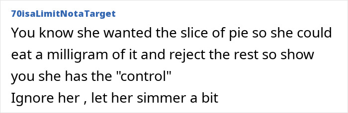 Diet-Obsessed Mom Keeps Food-Shaming Daughter, Finally Gets Called Out After Complaining About Pie