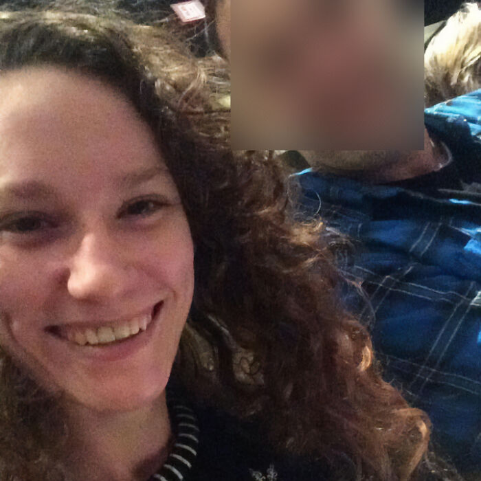 Woman Gives Her Friend With Benefits A Cooler, Then Says “Here’s Your Kid”