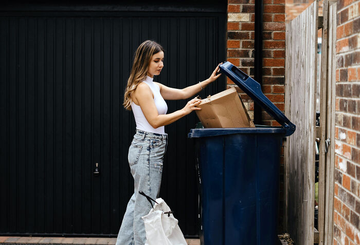 &#8220;Zip-Line Your Boxes Out&#8221;: 30 Pieces Of Unhinged Moving Advice That Should Make Things Easier