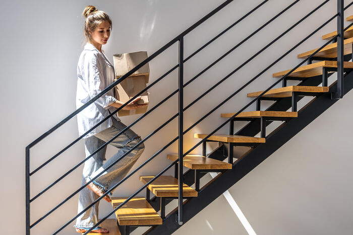&#8220;Zip-Line Your Boxes Out&#8221;: 30 Pieces Of Unhinged Moving Advice That Should Make Things Easier
