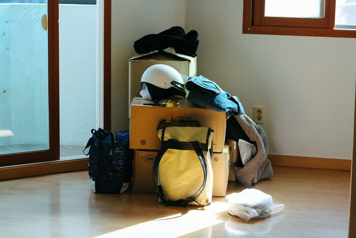&#8220;Zip-Line Your Boxes Out&#8221;: 30 Pieces Of Unhinged Moving Advice That Should Make Things Easier