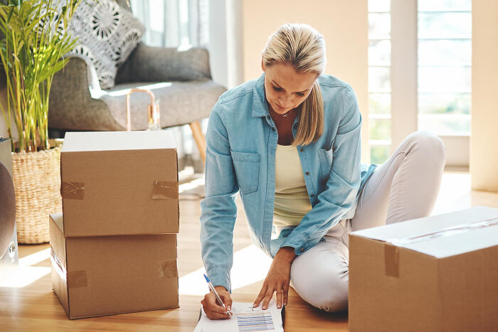 &#8220;Zip-Line Your Boxes Out&#8221;: 30 Pieces Of Unhinged Moving Advice That Should Make Things Easier