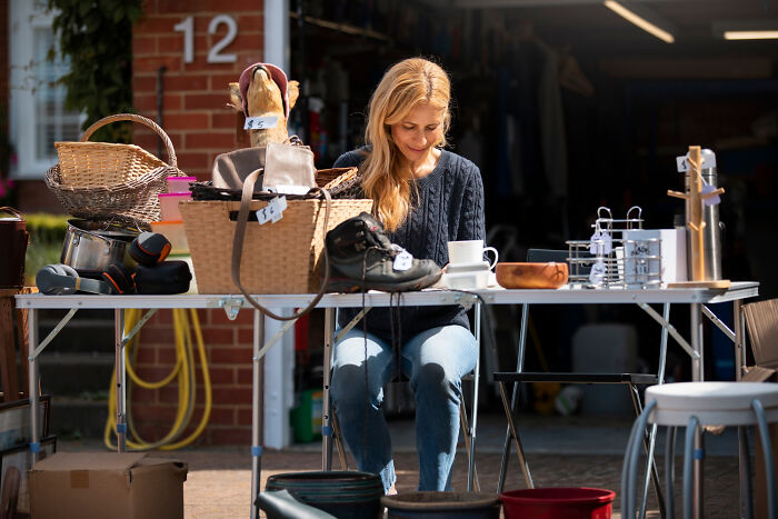 &#8220;Zip-Line Your Boxes Out&#8221;: 30 Pieces Of Unhinged Moving Advice That Should Make Things Easier