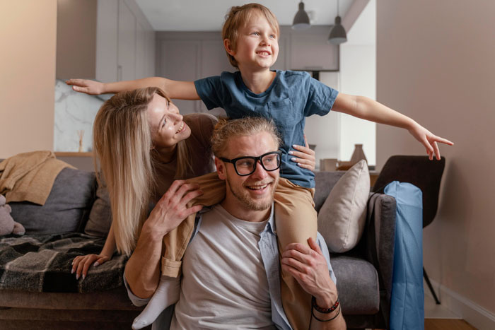 &#8220;AITA For Kicking Out My Girlfriend And Her Son After She Invited Her Ex Into Our Home?&#8221;