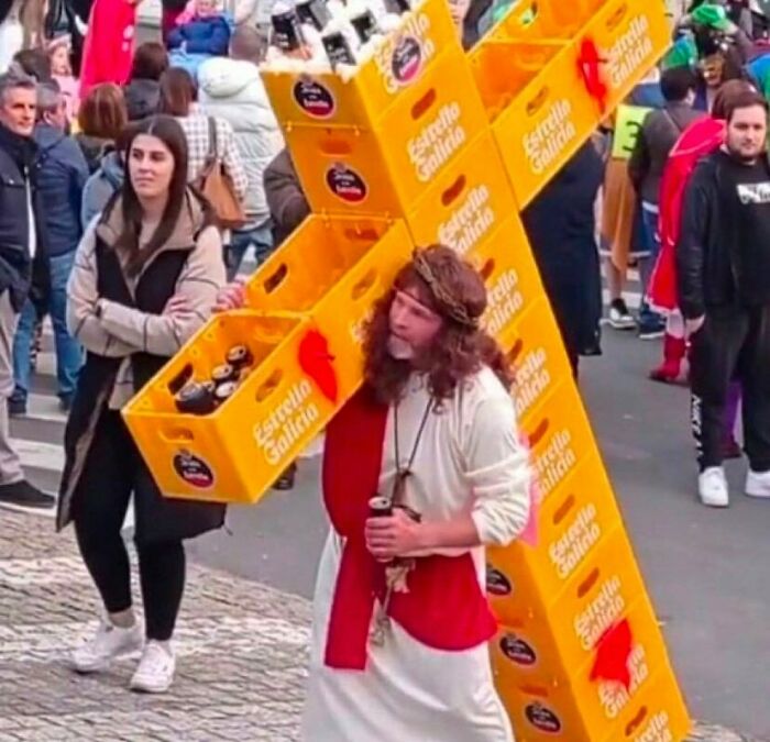 54 Pics From The Weird Side Of The Internet (New Pics)